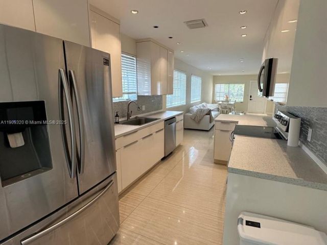 Home for rent at 9464 Abbott Ave - photo 6767194