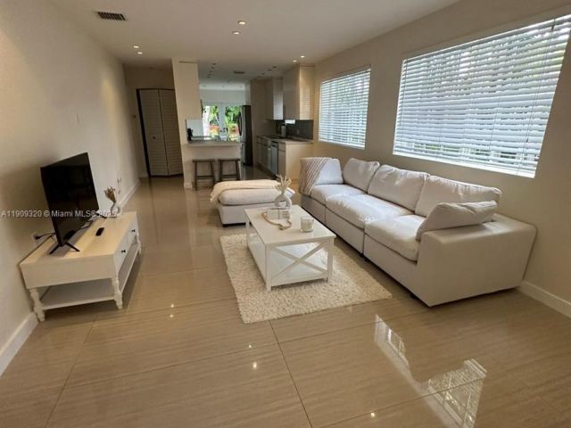 Home for rent at 9464 Abbott Ave - photo 6767197