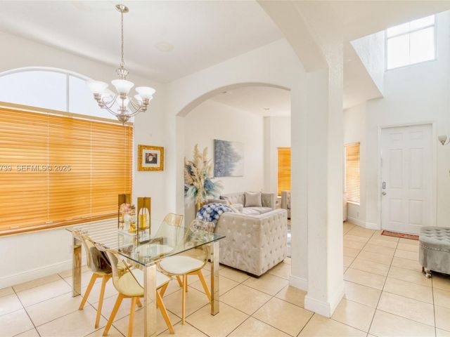 Home for sale at 3839 SW 51st St - photo 7439622