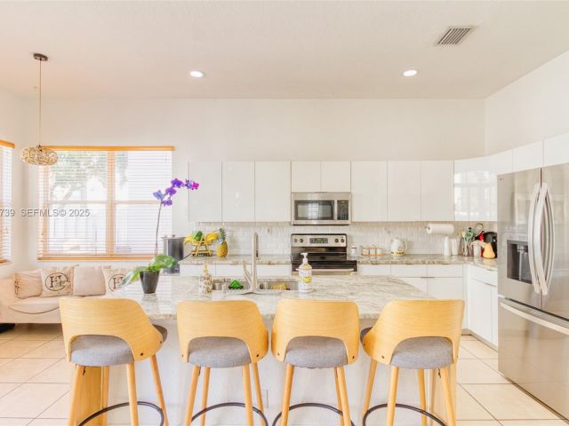 Home for sale at 3839 SW 51st St - photo 7439625