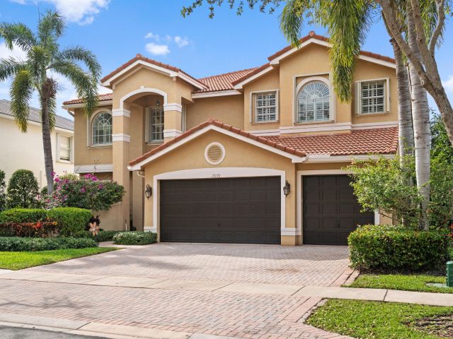 Home for sale at 19270 Skyridge Circle - photo 6830350