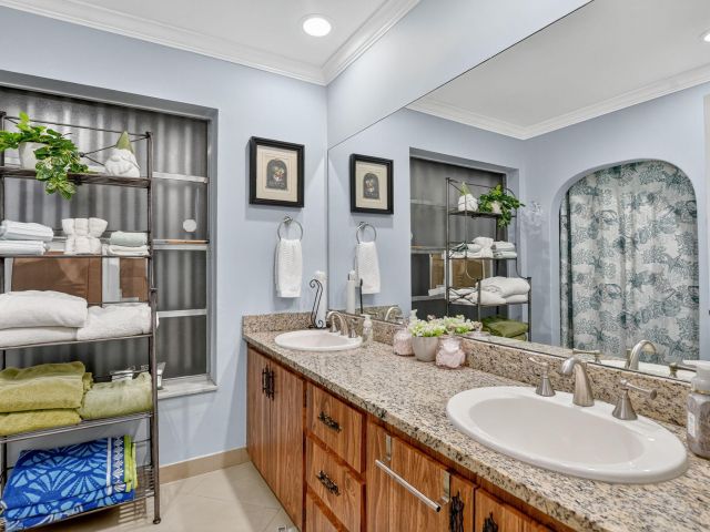 Home for sale at 1320 SW 24th Terrace - photo 6781952