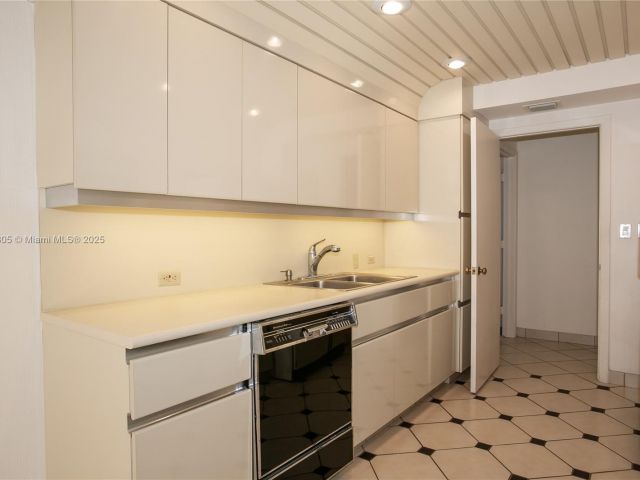 Apartment for sale  Unit #WSTE1 - photo 6771708