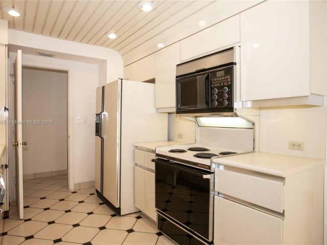 Apartment for sale  Unit #WSTE1 - photo 6771709