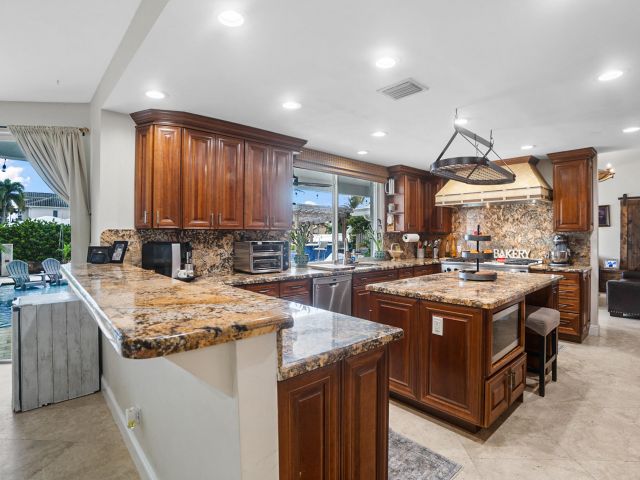 Home for sale at 5798 NE 7th Avenue - photo 6769038