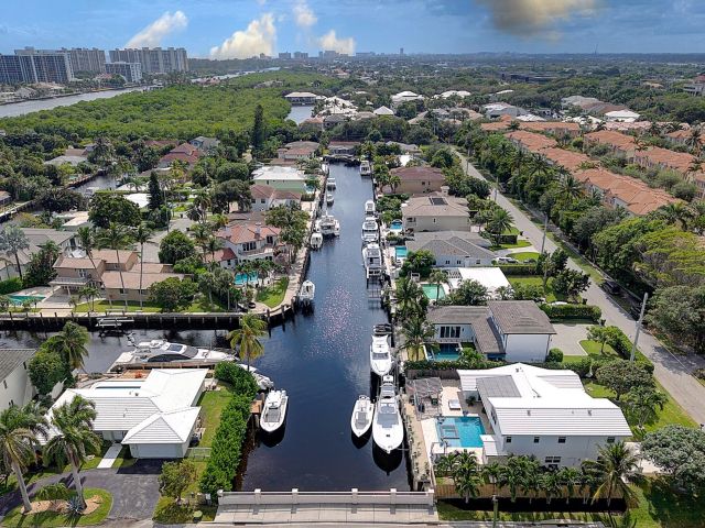 Home for sale at 5798 NE 7th Avenue - photo 6769047