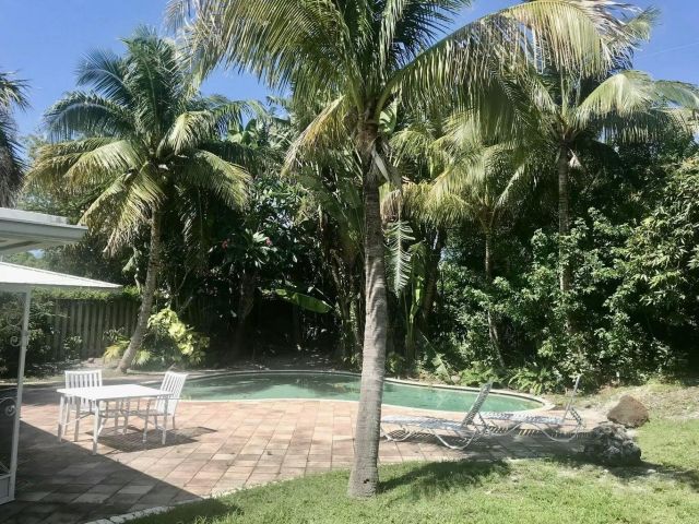 Home for rent at 254 NW 6th Avenue - photo 6754333