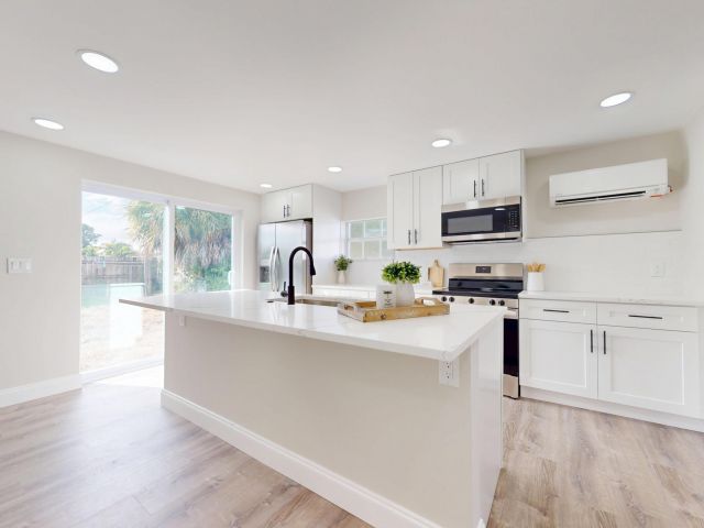 Home for sale at 1448 8th Street - photo 6775149