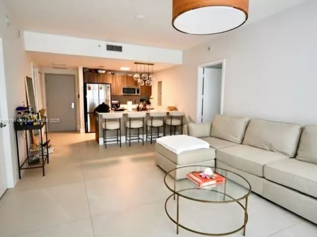 2-bedroom condo for sale in Miami - 488 NE 18th St 1209 - MondialRealty