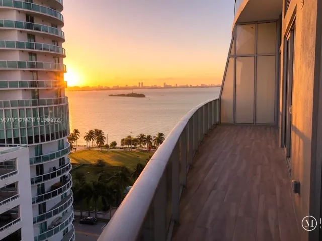 2-bedroom condo for sale in Miami - 488 NE 18th St 1209 - MondialRealty