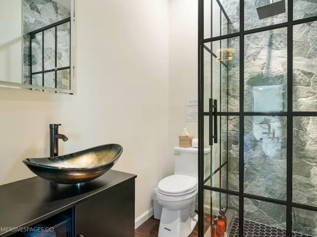 Home for sale at 828 35th Street - photo 6760719