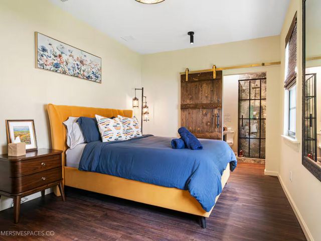 Home for sale at 828 35th Street - photo 6760723