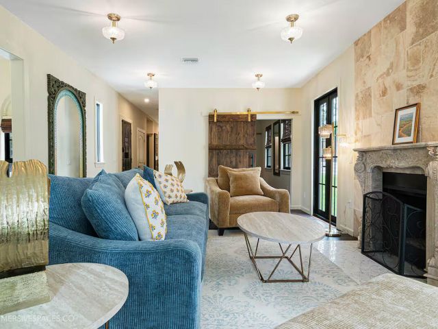 Home for sale at 828 35th Street - photo 6760728