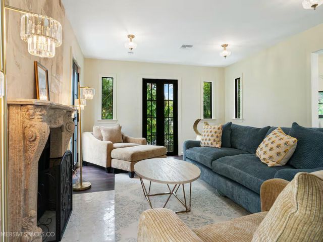 Home for sale at 828 35th Street - photo 6760729