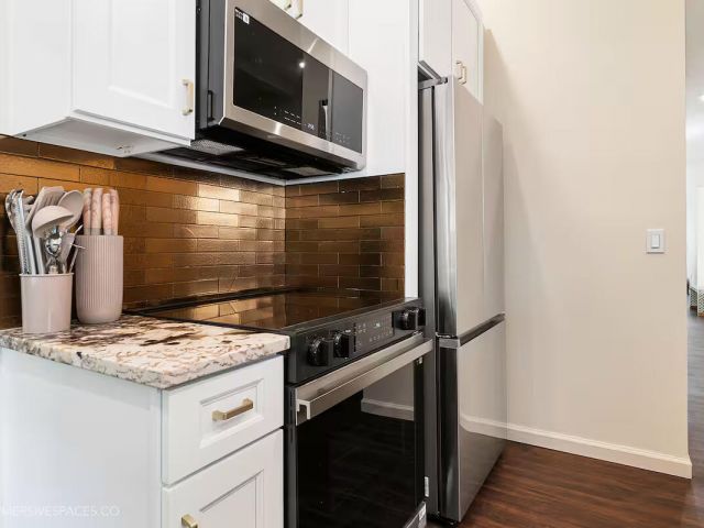 Home for sale at 828 35th Street - photo 6760730