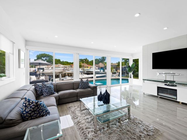 Home for sale at 2331 SE 14th Street - photo 6807791