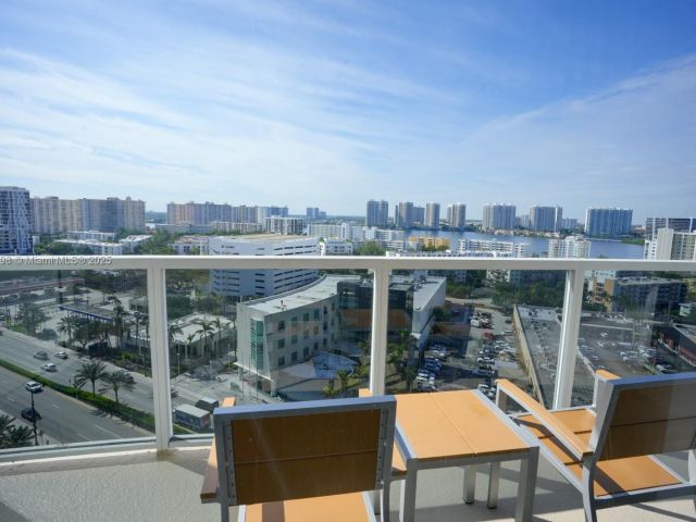 condo for sale in Sunny Isles Beach - 18001 Collins Ave 1118 - MondialRealty