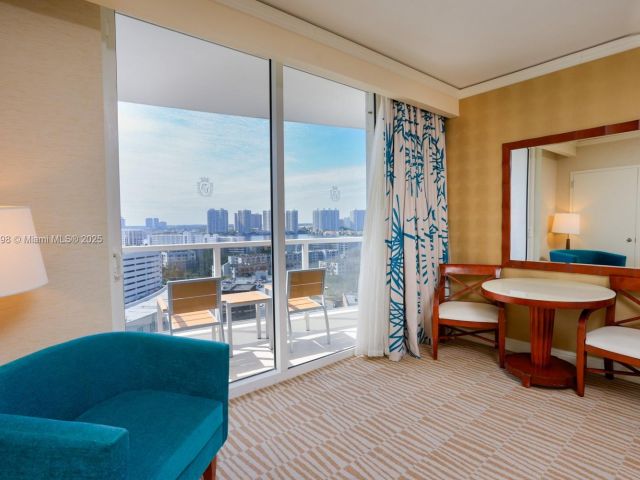 condo for sale in Sunny Isles Beach - 18001 Collins Ave 1118 - MondialRealty