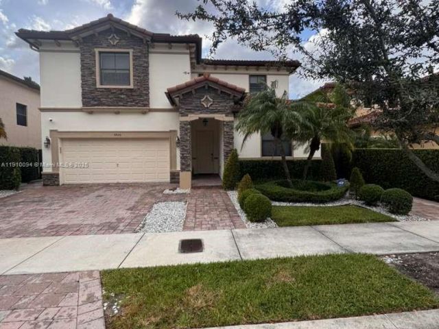 Home for rent at 8850 NW 98th Ct 8850 - photo 7486461