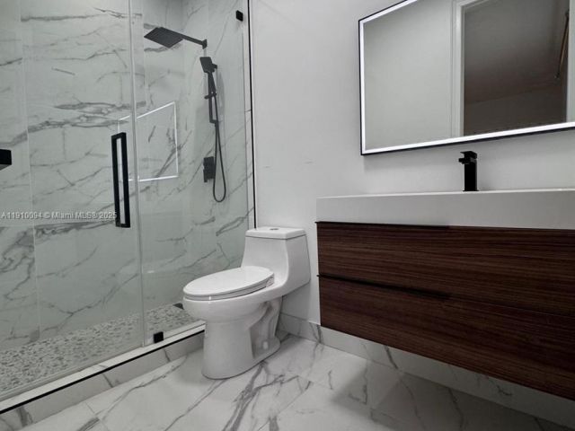 Home for rent at 8850 NW 98th Ct 8850 - photo 7486479