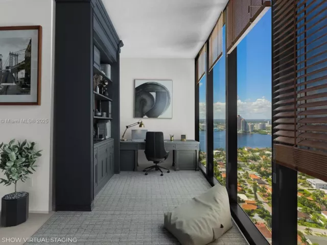 4-bedroom condo for sale in Sunny Isles Beach - 18555 Collins Ave 3205 - MondialRealty