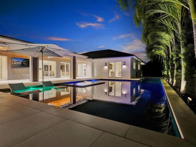 Home for sale at 775 NE 39th Street - photo 6766939