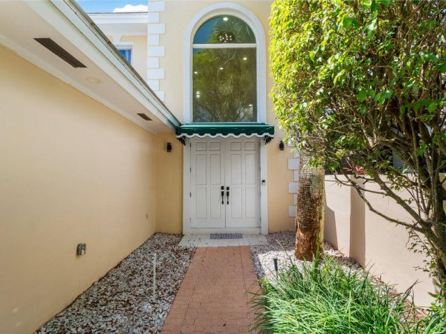 Home for sale at 7748 Travlers Tree Drive - photo 6758653