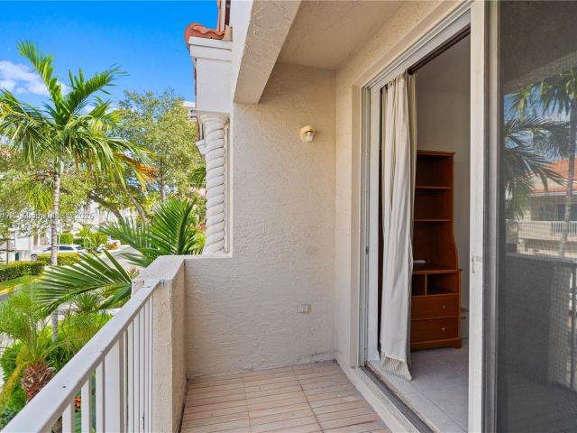 Home for rent at 21396 Marina Cove Cir 17-J - photo 7173676