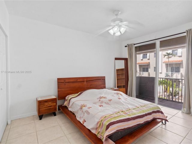 Home for rent at 21396 Marina Cove Cir 17-J - photo 7173678