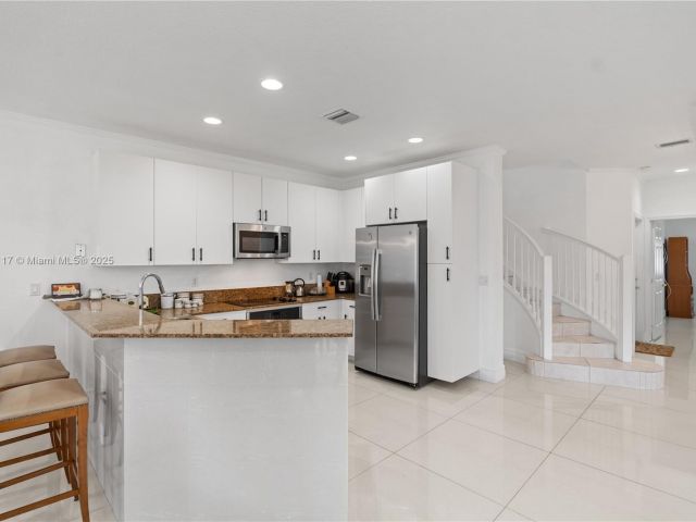 Home for rent at 21396 Marina Cove Cir 17-J - photo 7173688