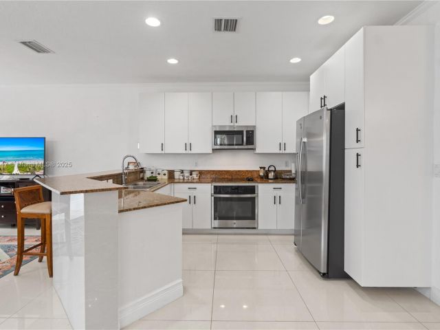 Home for rent at 21396 Marina Cove Cir 17-J - photo 7173690