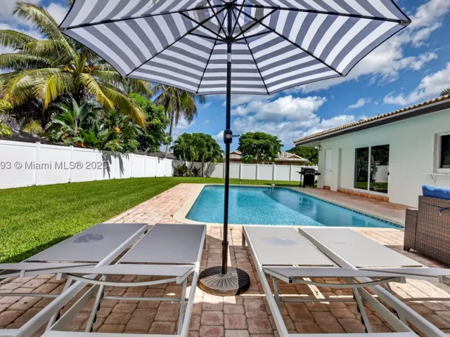4-bedroom home for rent in Boca Raton - 5660 Golfway Dr 0 - MondialRealty