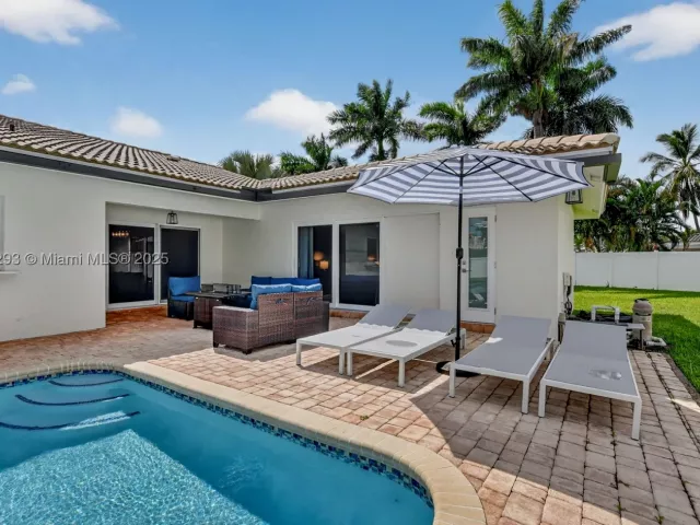 4-bedroom home for rent in Boca Raton - 5660 Golfway Dr 0 - MondialRealty