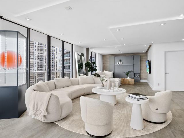 Apartment for sale  Unit #808 - photo 6758704