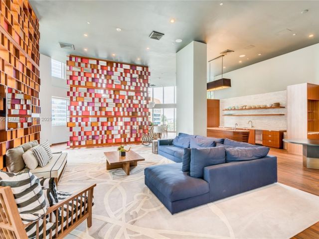 Apartment for sale  Unit #806 - photo 6774069