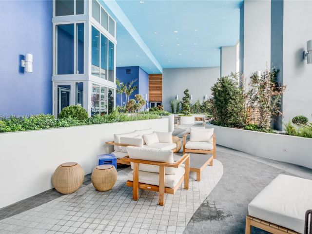 Apartment for sale  Unit #806 - photo 6774072