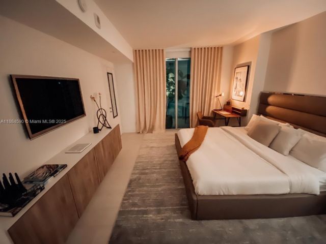 Apartment for sale  Unit #806 - photo 6774074