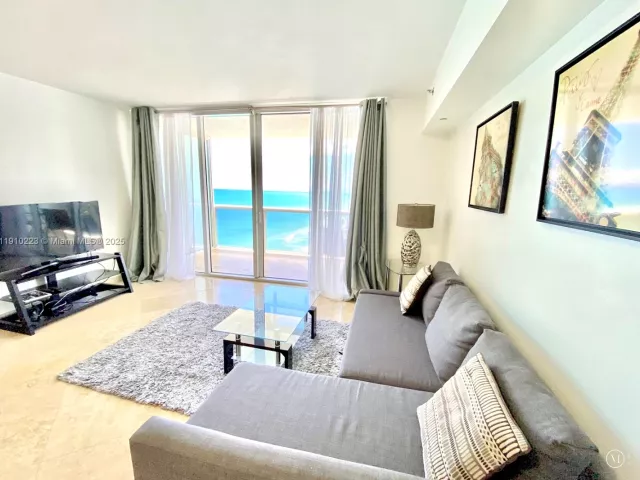 1-bedroom condo for rent in Hallandale Beach - 1830 S Ocean Dr 3605 - MondialRealty