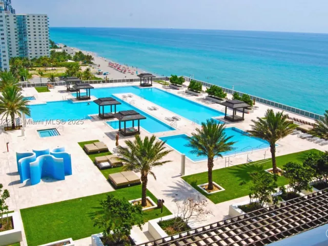 1-bedroom condo for rent in Hallandale Beach - 1830 S Ocean Dr 3605 - MondialRealty