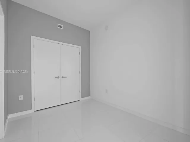 1-bedroom condo for sale in Miami - 851 NE 1st Ave 4204 - MondialRealty