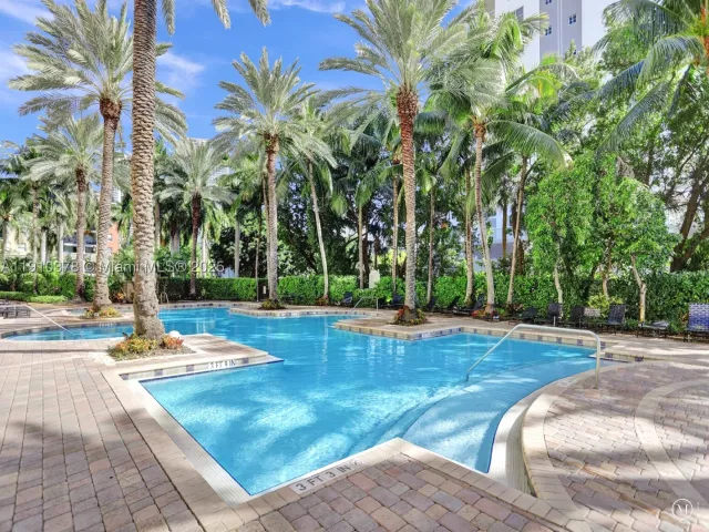 2-bedroom condo for sale in Sunny Isles Beach - 17150 N Bay Rd 2102 - MondialRealty