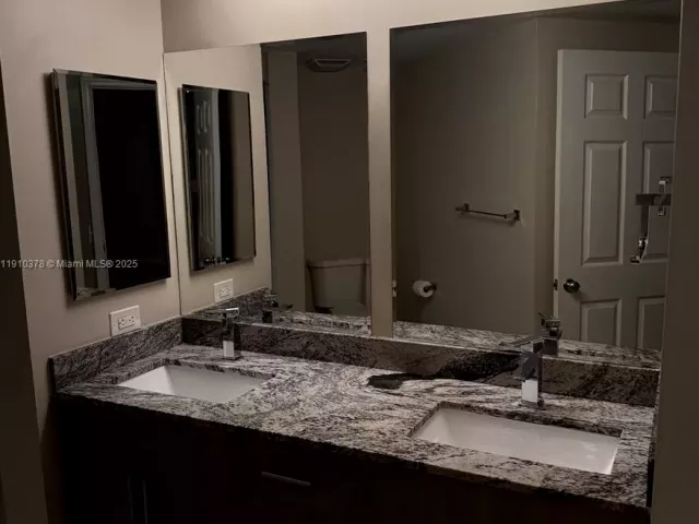 2-bedroom condo for sale in Sunny Isles Beach - 17150 N Bay Rd 2102 - MondialRealty