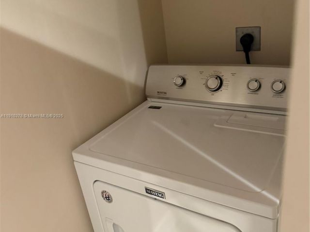 Apartment for sale  Unit #2102 - photo 6759328