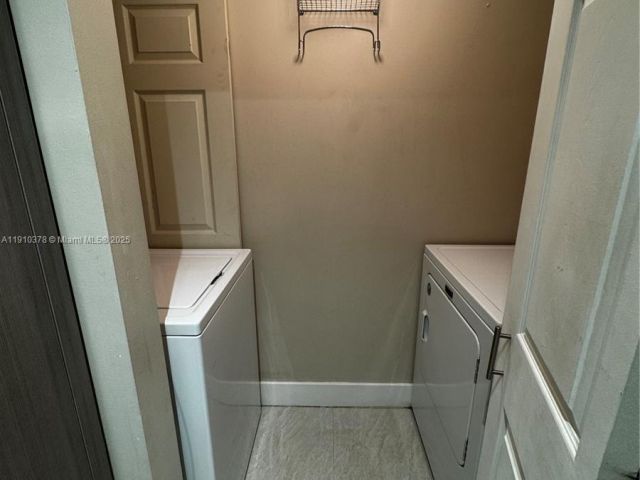 Apartment for sale  Unit #2102 - photo 6759329