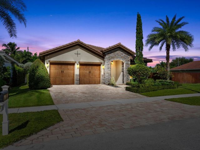 Home for sale at 1301 SW 15th Street - photo 6849554