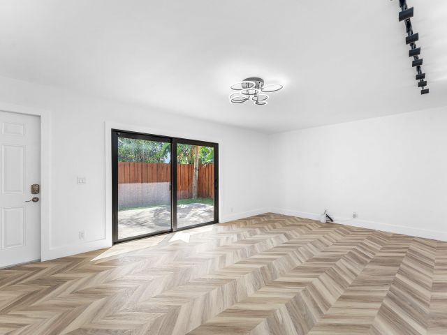 Home for rent at 3007 San Clara Drive 5-B - photo 6764795