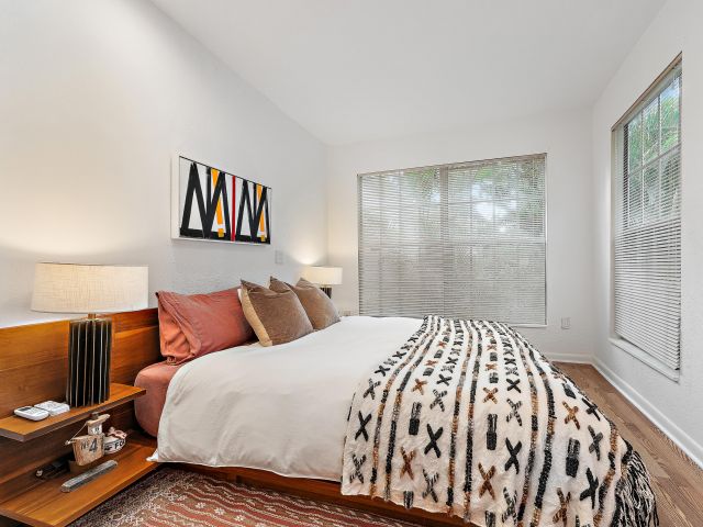 Home for sale at 219 33rd Street - photo 6760528