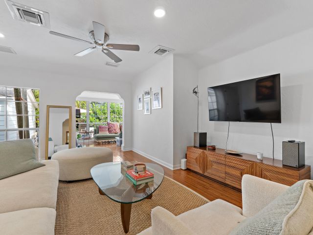 Home for sale at 219 33rd Street - photo 6760533