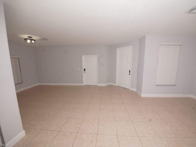 Home for rent at 5095 Rambler Rose Way - photo 6760411