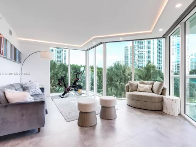 Apartment for sale  Unit #303 - photo 6782849